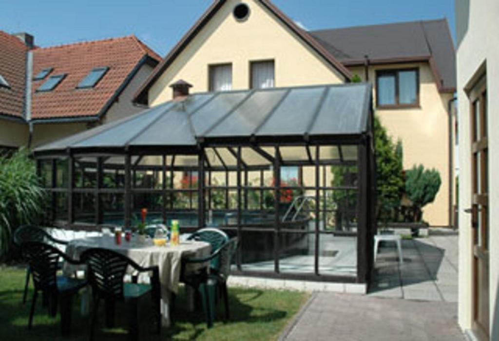 Penzion Duo Mladá Boleslav Exteriör bild